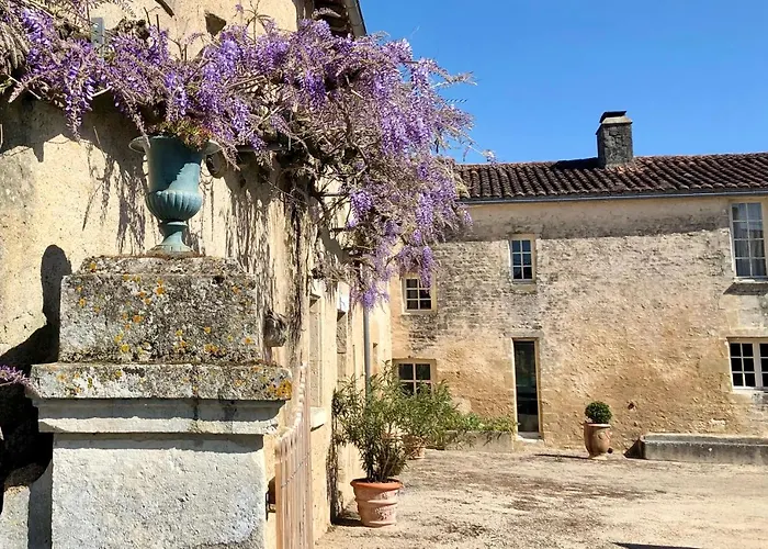 Panzió Logis De La Touche